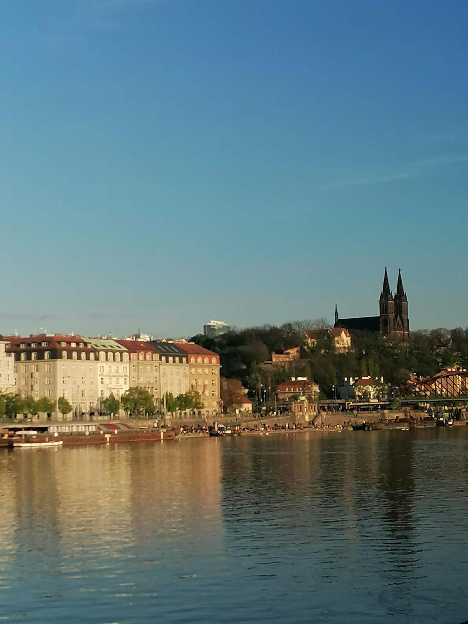 Appartamento Valentinka Minutes Away From Charles Bridge Praga Esterno foto
