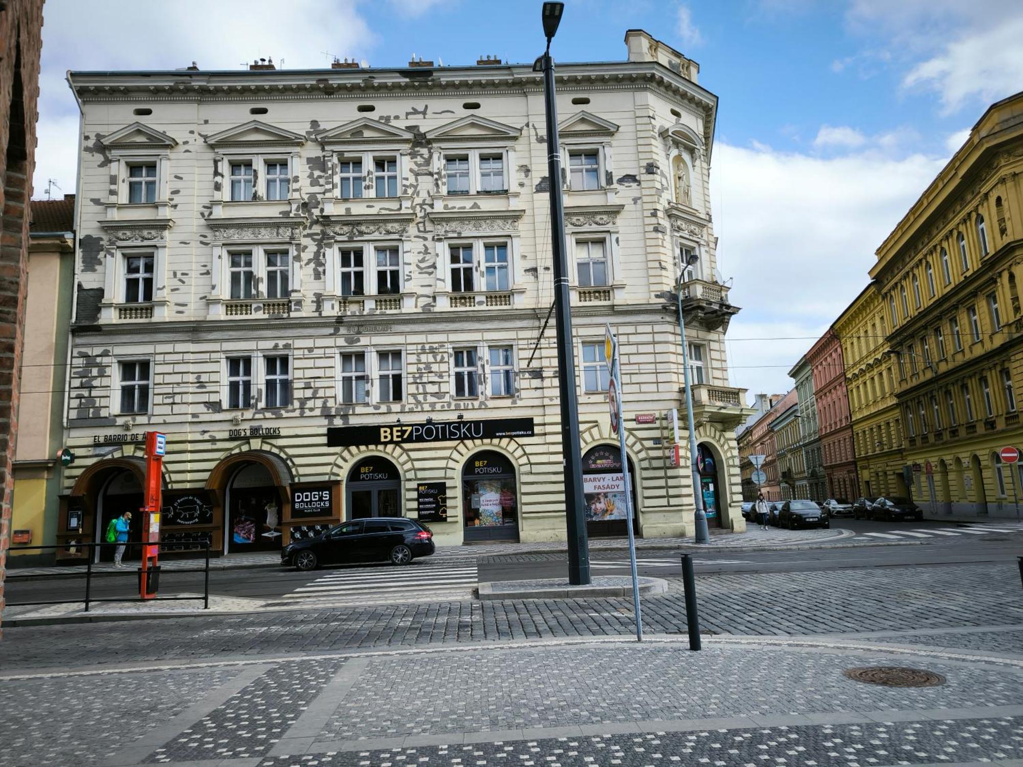 Appartamento Valentinka Minutes Away From Charles Bridge Praga Esterno foto